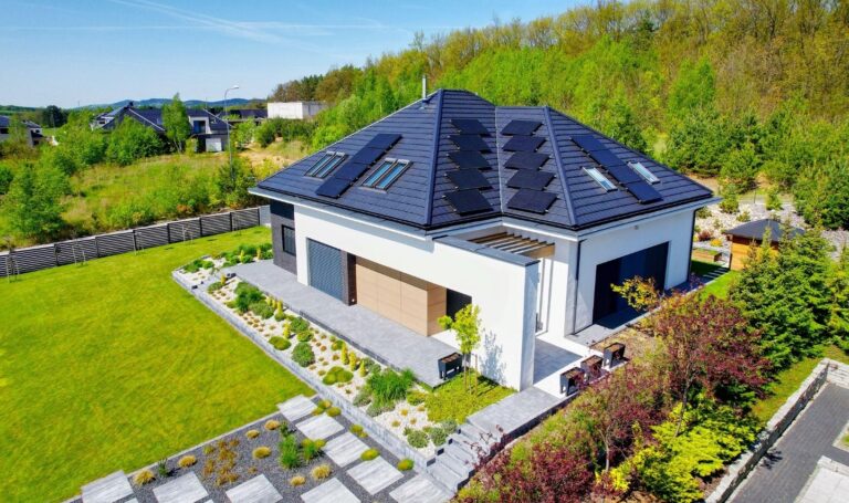 How many solar panels do you need for your home in 2026 – residential rooftop solar panels on a European house